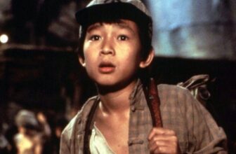 Quick Spherical Returns as Ke Huy Quan Takes the ‘Indiana Jones’ Trip