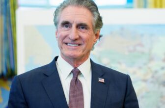 Software program Mogul/Secretary of (*checks notes) the Inside Says AI Will Remedy Most cancers